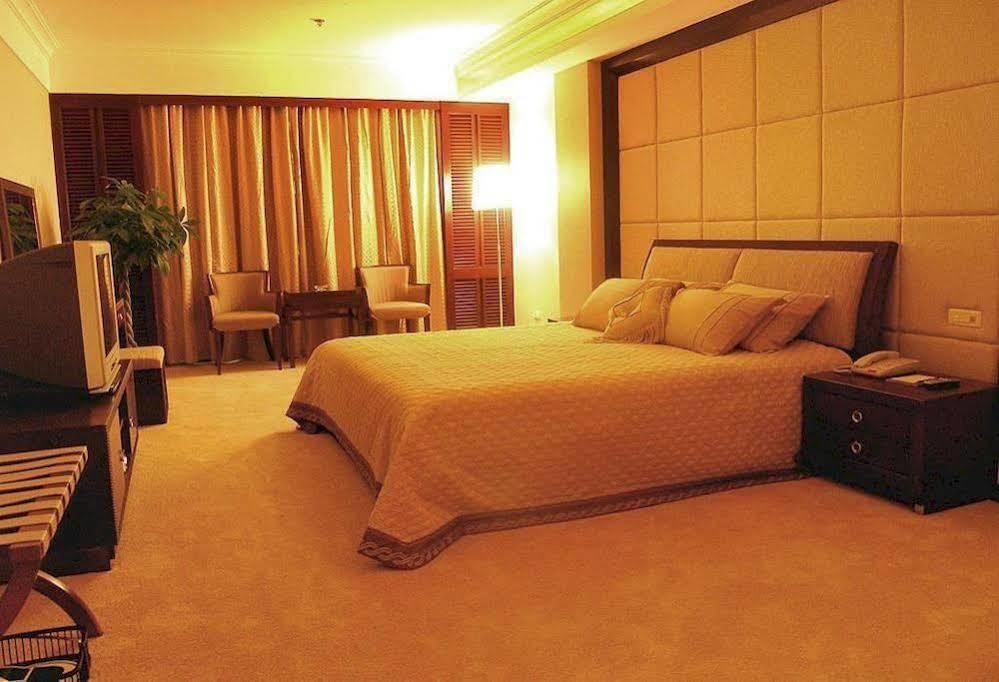 Dolton Resort Tongshenghu Changsha Exterior photo