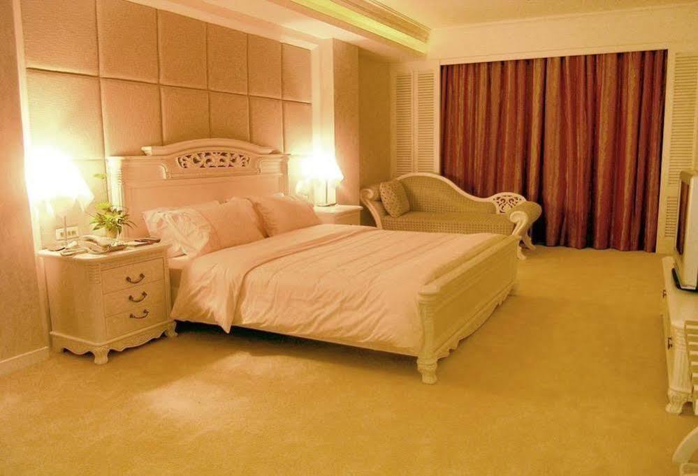 Dolton Resort Tongshenghu Changsha Exterior photo